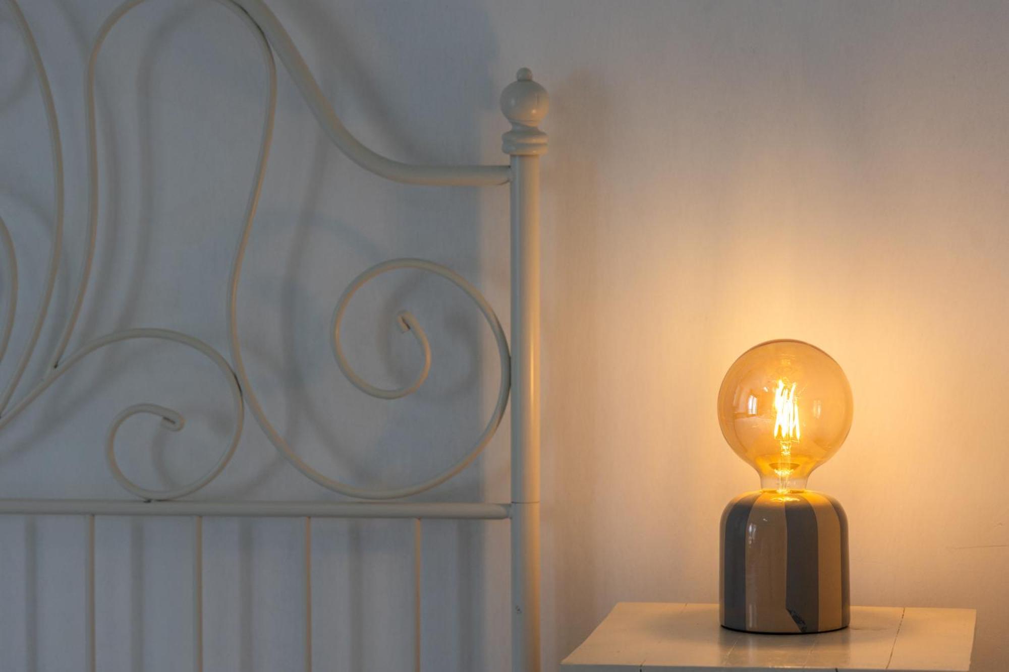 Areti'S Milos Guesthouses Adamantas  ภายนอก รูปภาพ